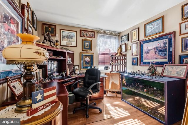 71 PARRY DR, Hainesport, NJ 08036