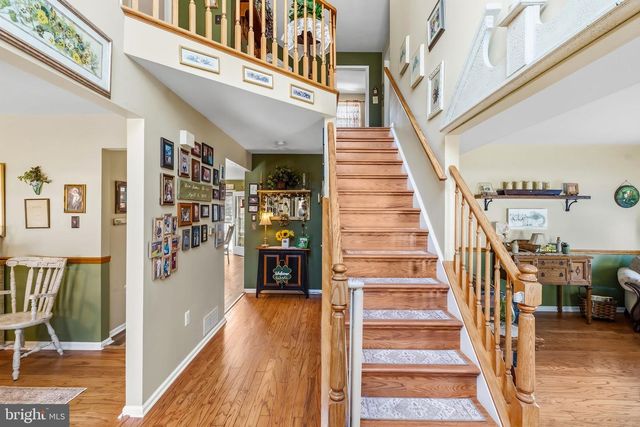 71 PARRY DR, Hainesport, NJ 08036