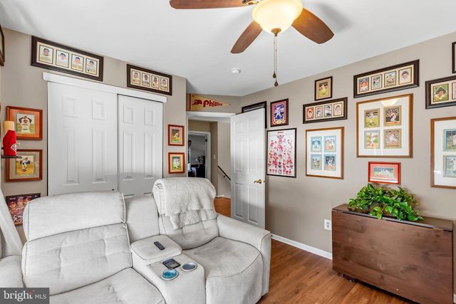 71 PARRY DR, Hainesport, NJ 08036