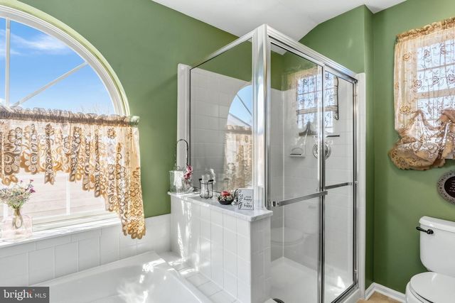 71 PARRY DR, Hainesport, NJ 08036