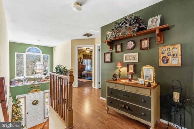 71 PARRY DR, Hainesport, NJ 08036