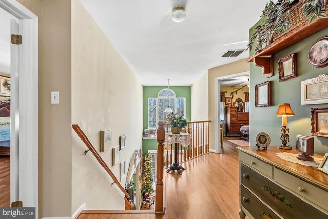 71 PARRY DR, Hainesport, NJ 08036