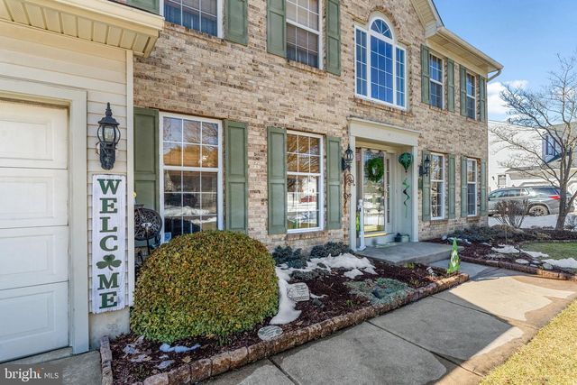 71 PARRY DR, Hainesport, NJ 08036