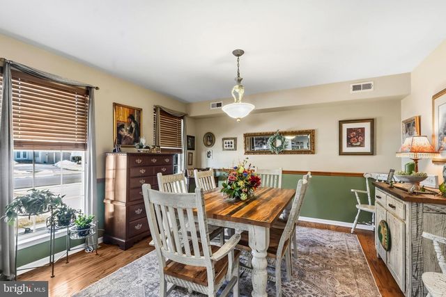 71 PARRY DR, Hainesport, NJ 08036