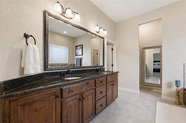 6401 S 46Th Street, Rogers, AR 72758