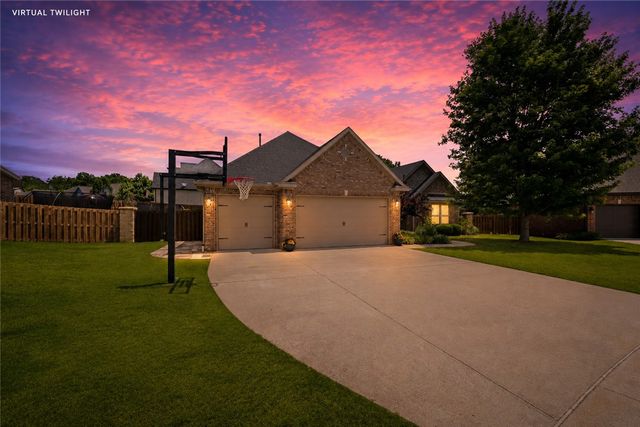 6401 S 46Th Street, Rogers, AR 72758