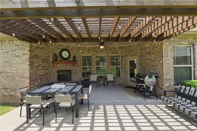 6401 S 46Th Street, Rogers, AR 72758