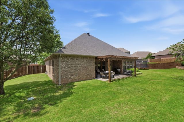 6401 S 46Th Street, Rogers, AR 72758