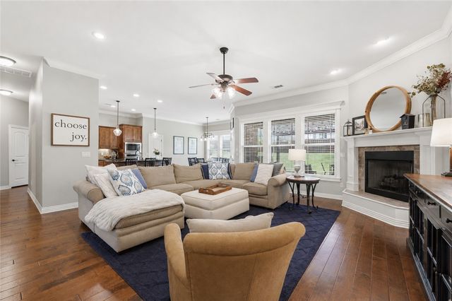6401 S 46Th Street, Rogers, AR 72758