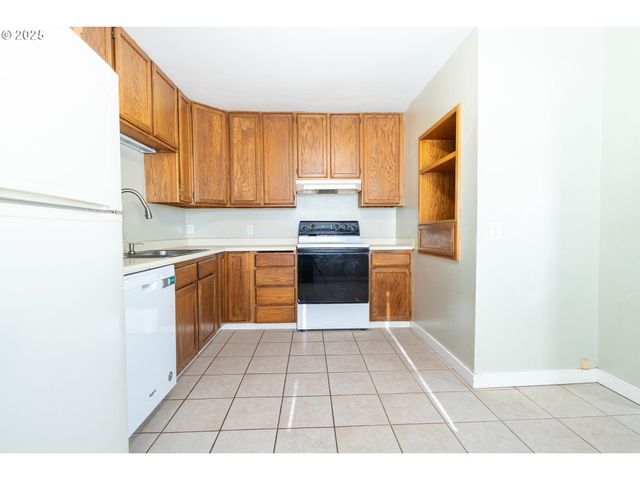 512 20TH St, La Grande, OR 97850