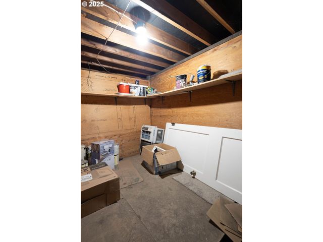 512 20TH St, La Grande, OR 97850