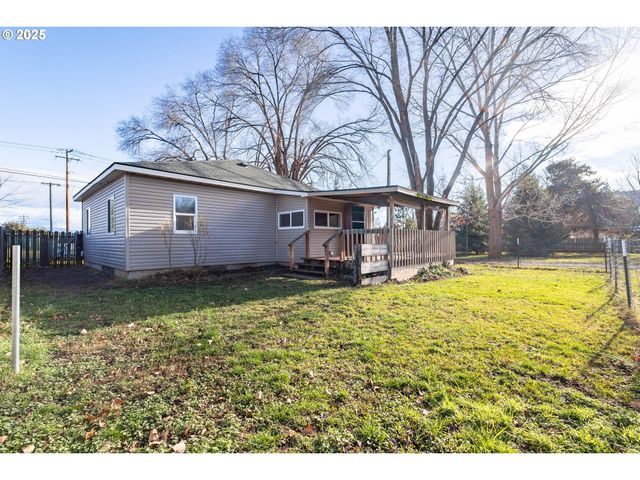 512 20TH St, La Grande, OR 97850