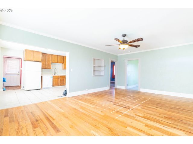 512 20TH St, La Grande, OR 97850