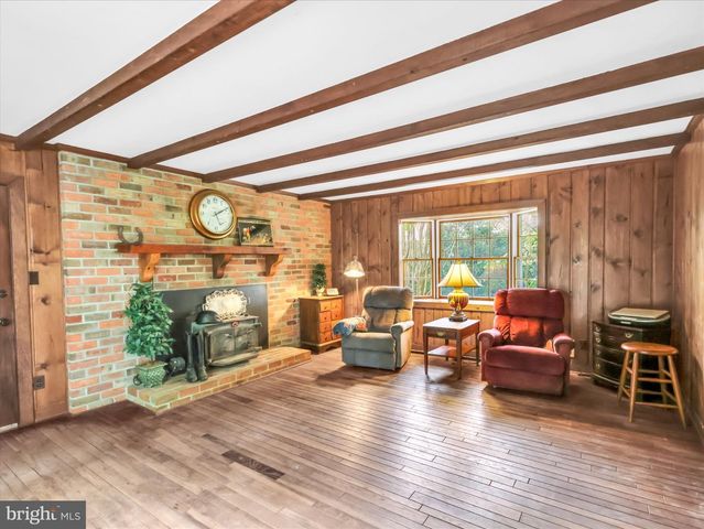 19255 TELEGRAPH SPRINGS RD, Purcellville, VA 20132