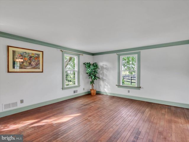 19255 TELEGRAPH SPRINGS RD, Purcellville, VA 20132