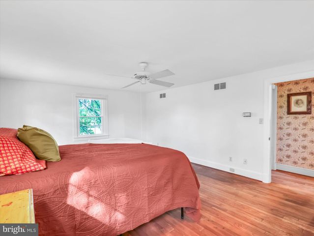 19255 TELEGRAPH SPRINGS RD, Purcellville, VA 20132