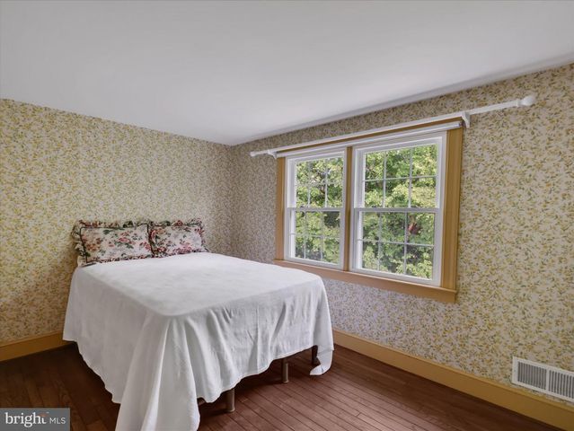 19255 TELEGRAPH SPRINGS RD, Purcellville, VA 20132
