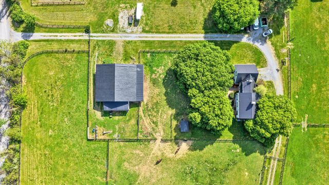 19255 TELEGRAPH SPRINGS RD, Purcellville, VA 20132
