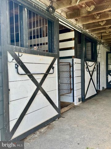 19255 TELEGRAPH SPRINGS RD, Purcellville, VA 20132
