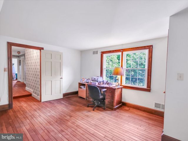 19255 TELEGRAPH SPRINGS RD, Purcellville, VA 20132