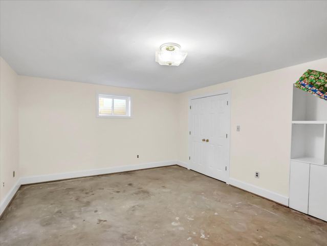 19255 TELEGRAPH SPRINGS RD, Purcellville, VA 20132