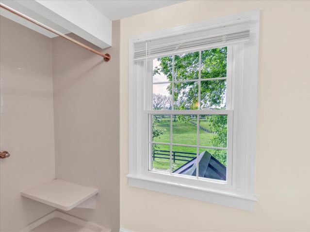 19255 TELEGRAPH SPRINGS RD, Purcellville, VA 20132