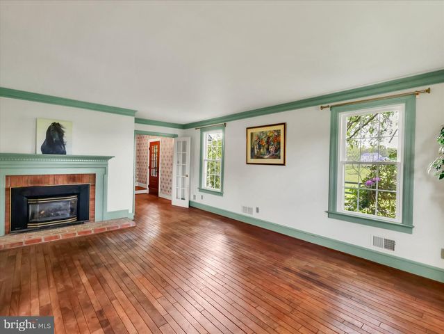 19255 TELEGRAPH SPRINGS RD, Purcellville, VA 20132