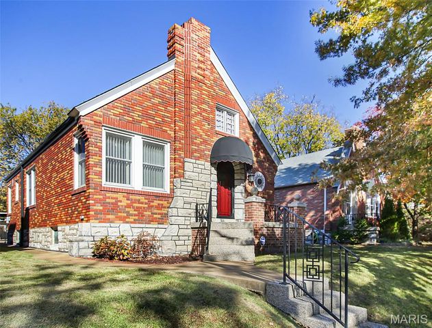 6147 Adkins Avenue, St Louis, MO 63116