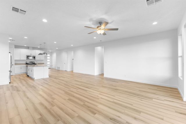 79 Cadena Loop, Los Alamos, NM 87547