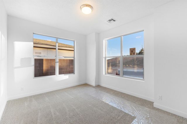 79 Cadena Loop, Los Alamos, NM 87547