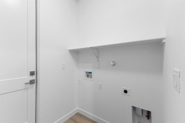 79 Cadena Loop, Los Alamos, NM 87547