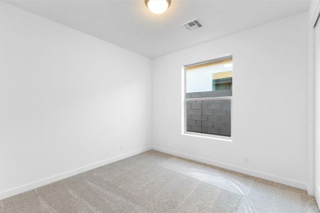 79 Cadena Loop, Los Alamos, NM 87547