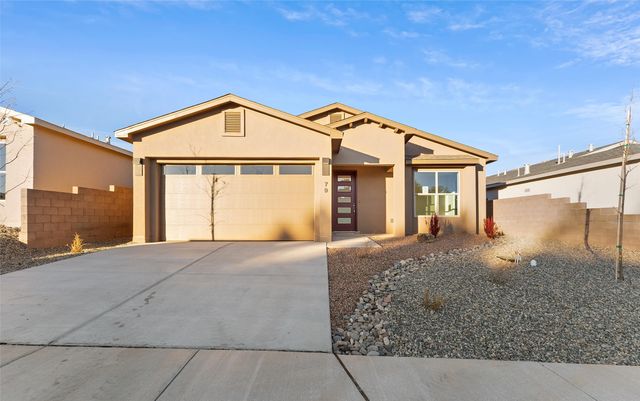 79 Cadena Loop, Los Alamos, NM 87547