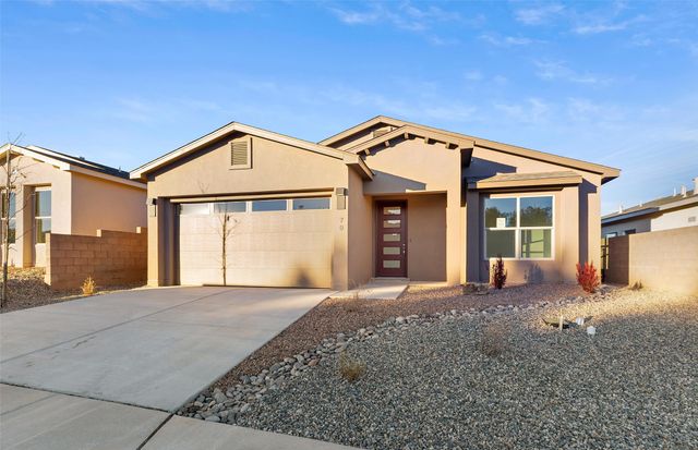 79 Cadena Loop, Los Alamos, NM 87547