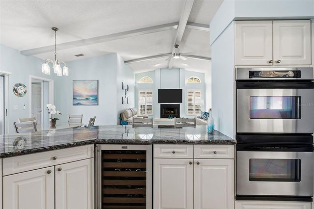 1421 GLENEAGLES DRIVE, Venice, FL 34292