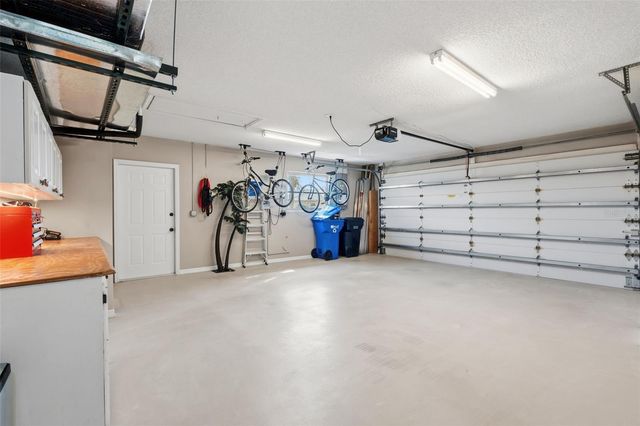 1421 GLENEAGLES DRIVE, Venice, FL 34292