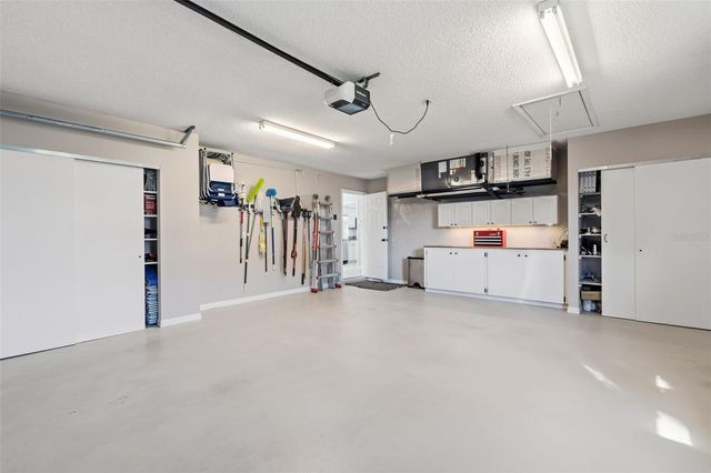 1421 GLENEAGLES DRIVE, Venice, FL 34292