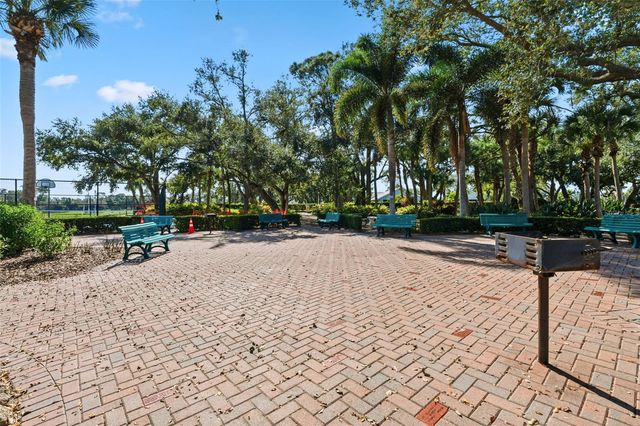 1421 GLENEAGLES DRIVE, Venice, FL 34292