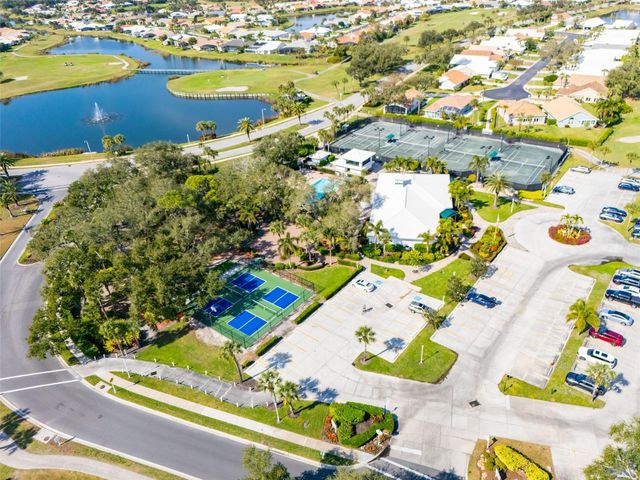 1421 GLENEAGLES DRIVE, Venice, FL 34292