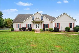 670 S 6th Extension Street, Milner, GA 30257