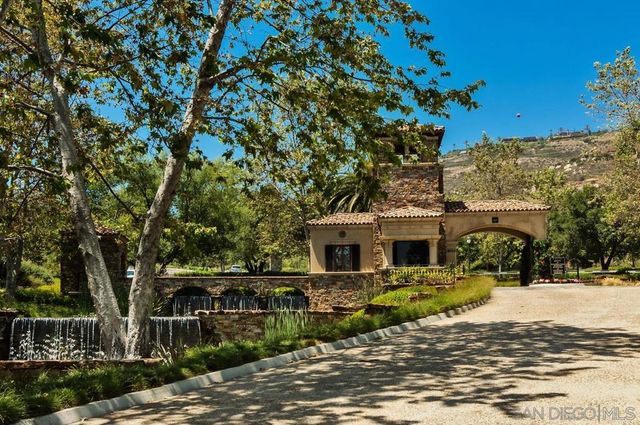 8737 Via Rancho Cielo, Rancho Santa Fe, CA 92067