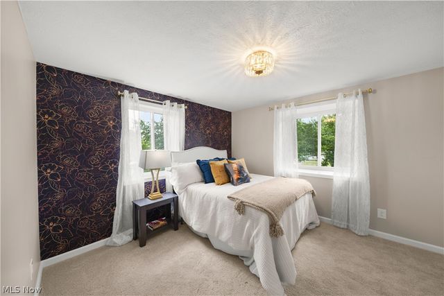 2051 Presidential Pky 27, Twinsburg, OH 44087