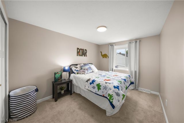 2051 Presidential Pky 27, Twinsburg, OH 44087