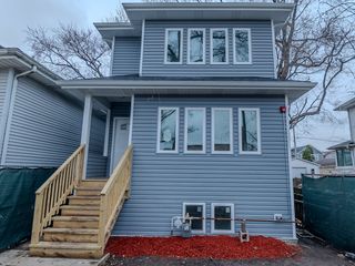 1131 S Ridgeland Avenue, Oak Park, IL 60304