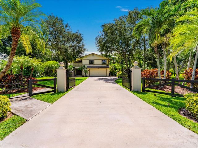6556 NW 87th Avenue, Parkland, FL 33067