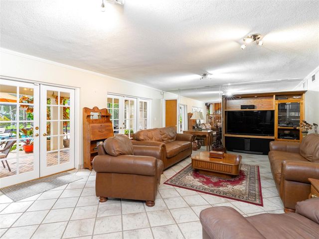 6556 NW 87th Avenue, Parkland, FL 33067