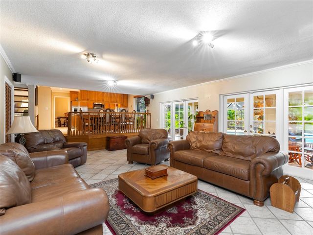 6556 NW 87th Avenue, Parkland, FL 33067