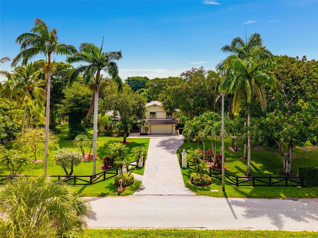 6556 NW 87th Avenue, Parkland, FL 33067