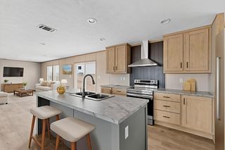 96 14th Avenue NW, Rio Rancho, NM 87144