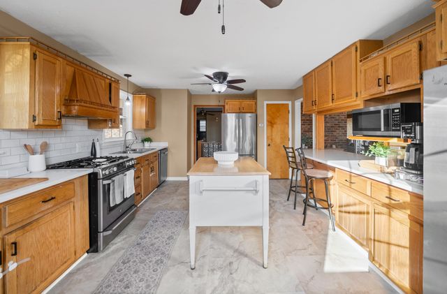 119 Jupiter Dr, Ashland City, TN 37015